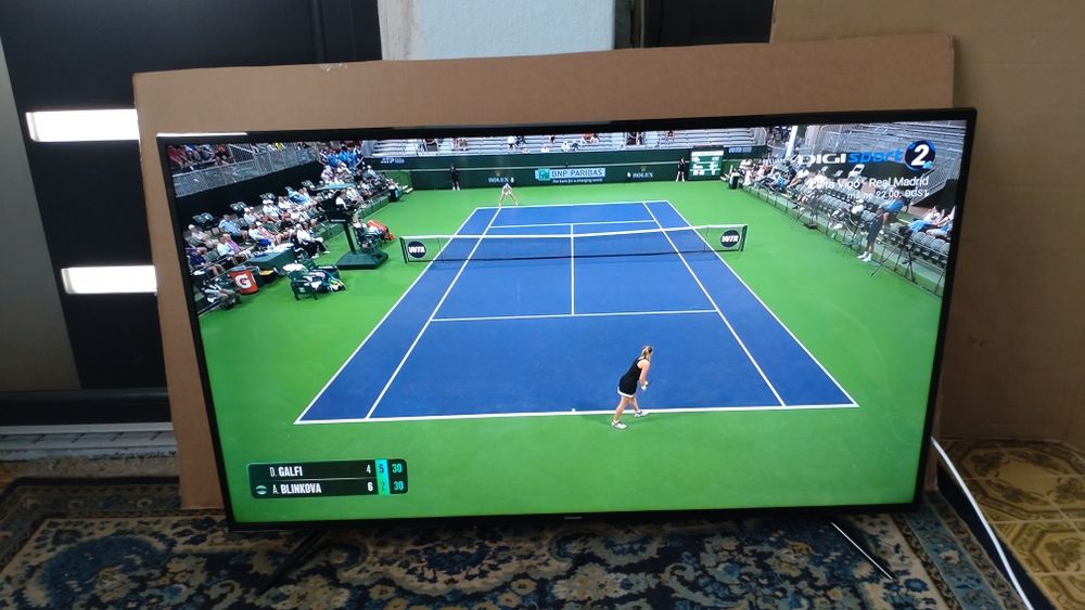 Televizor led 4K UHD Smart Samsung 140 cm WiFi