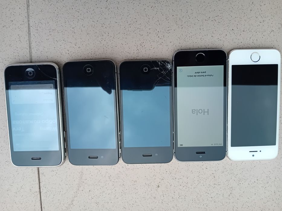 Lot iPhone și iPad defecte