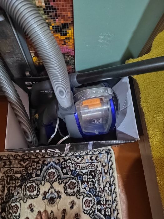 Пылесос LG kompressor