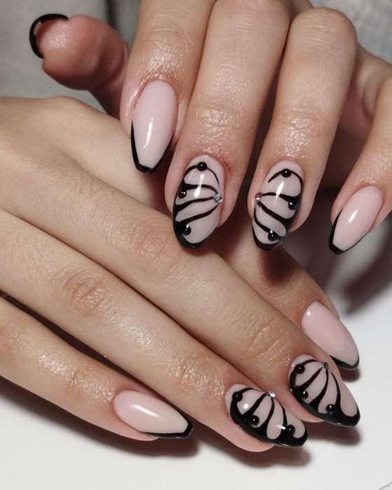 Маникюр, педикюр