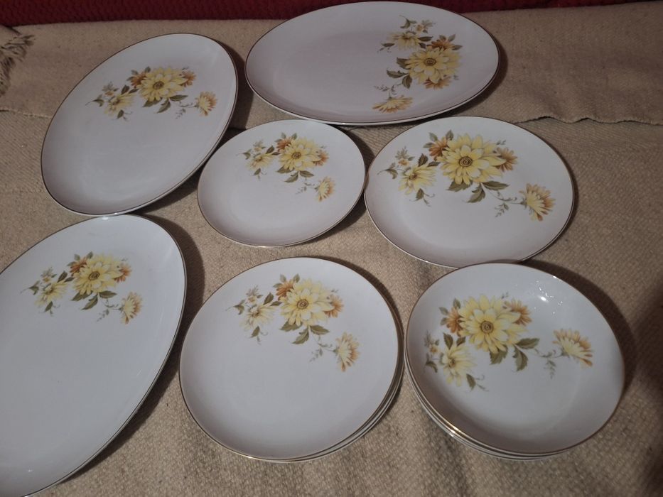 Голям порцеланов сервиз 14 части 45 см дължина⁸