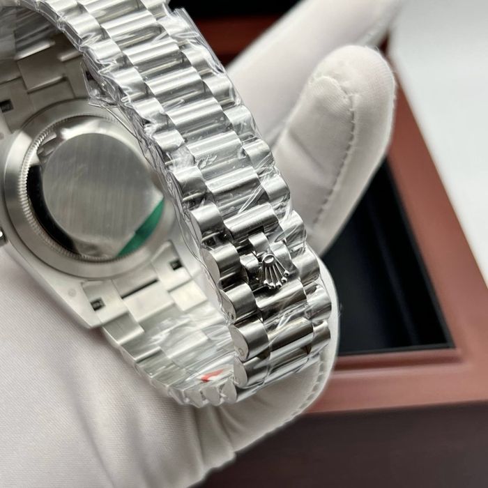 rolex daydate olive dial 40,mm
