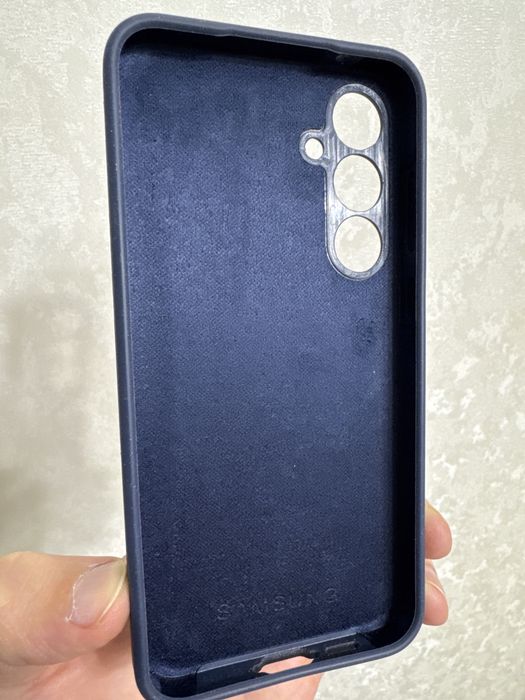 Продам чехол на samsung a55 новый
