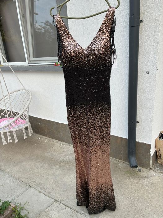 Rochie nouă  de seara