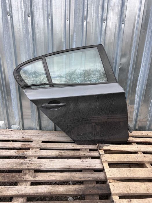 Задна врата за BMW E87 / БМВ Е87 2005г