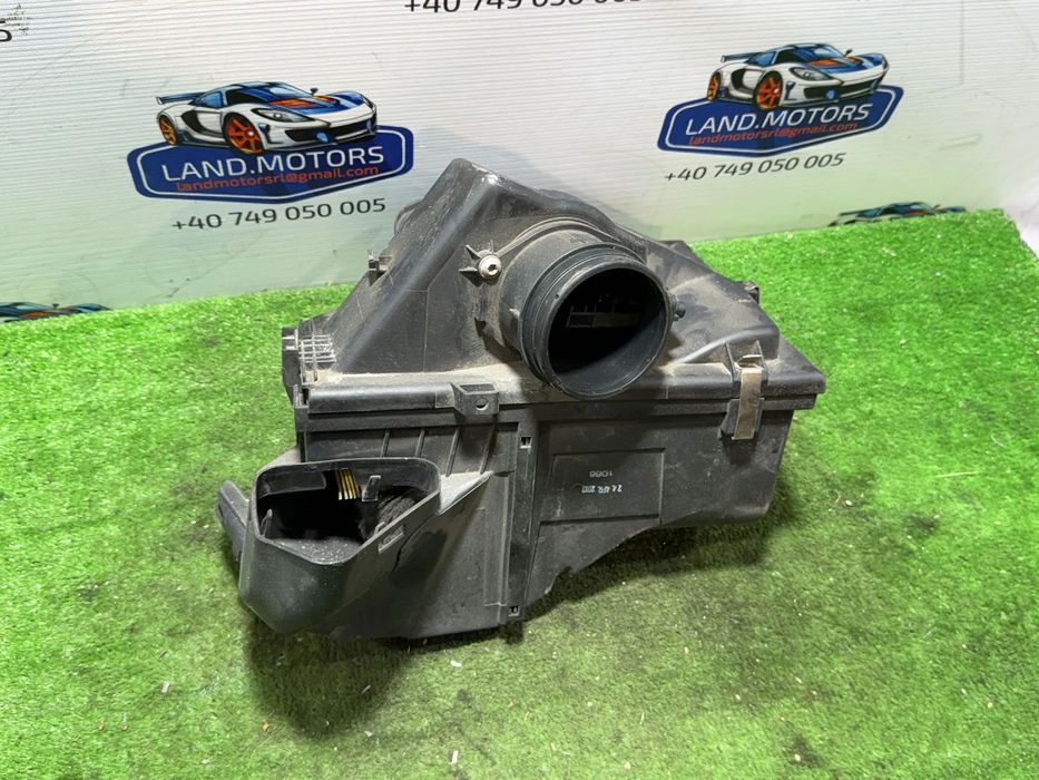 CARCASA FILTRU AER BMW E93 320D 2013 2.0 DIESEL COD OEM 8506409 / 303457995 / 13718512599 / 8512599 / DECAPOTABILĂ (CABRIOLET) 2005-2013