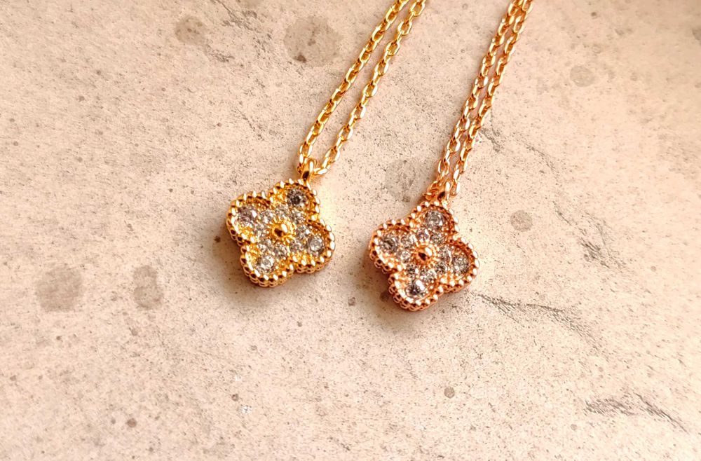 Златно колие с малка детелина - Van Cleef & Arpels VCA Sweet Alhambra