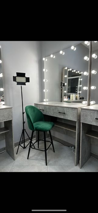 Продам Барные стулья,