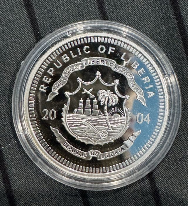 Продавам цветни сребърни инвестиционни монети от САЩ и Канада