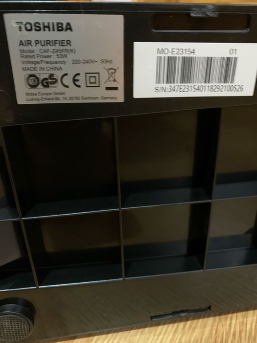 Purificator aer TOSHIBA