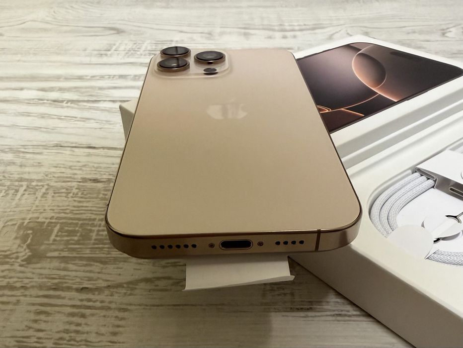 УНИКАТ Iphone 16 Pro Max 256GB Derert  36м. ГАРАНЦИЯ ПОДАРЪК