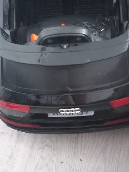 Детская машина электрическая