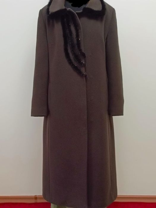 Продам пальто в хорошем состоянии