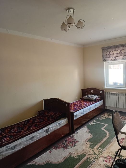 Чирчик горгазда 3 хона, 76 кв м. Подвал, стоянка бор.