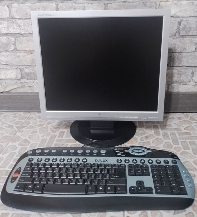 Компьютер стационарный мощный качественный громкий самбуфе+колонки 100