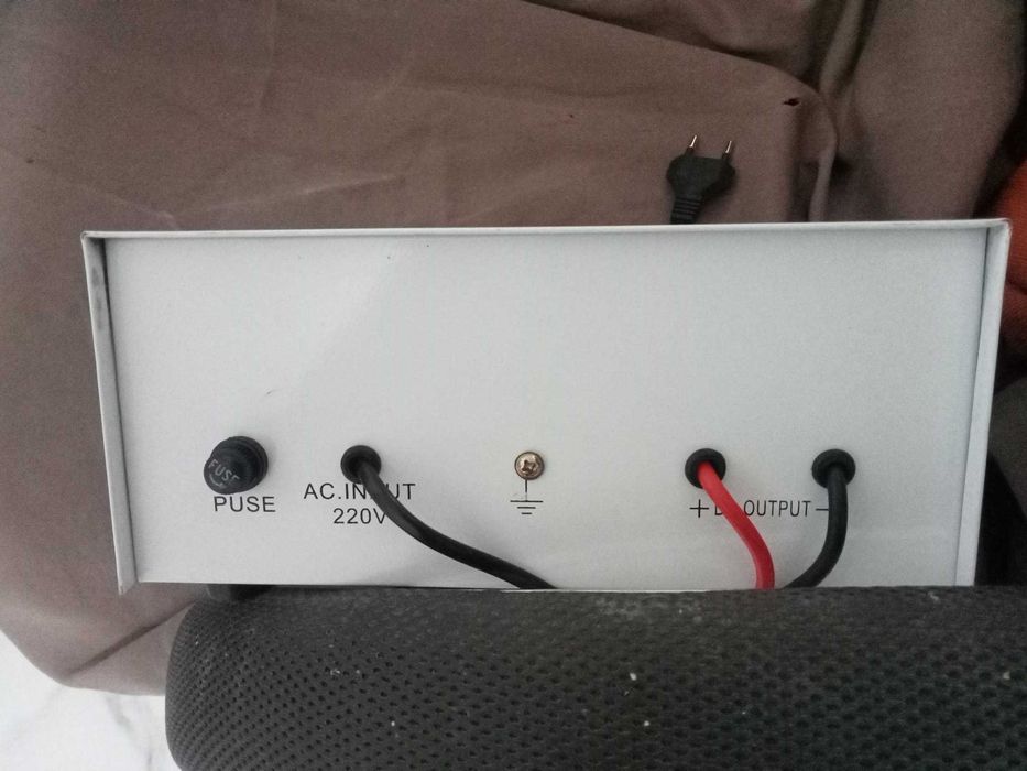 Redresor Auto; 6 Si 12 Volti .Nou.