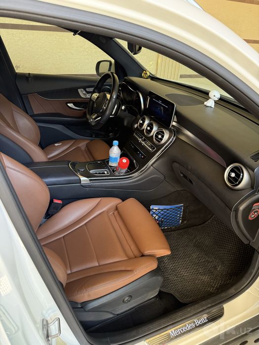 Mercedes-Benz GLC 200 4MATIC | 2019 | 104 000 км