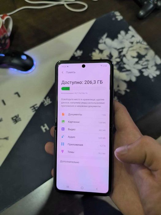 Samsung Galaxy Z Flip 256GB Mirror Purple оригинал привезён из Украины