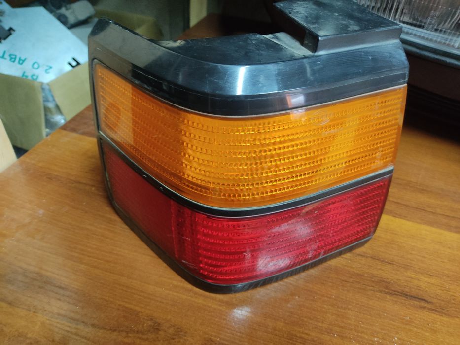 Фонарь левый пассат б3 седан