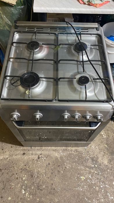 Aragaz oțel inoxidabil Beko