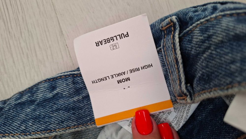Blugi Pull&Bear si Shein