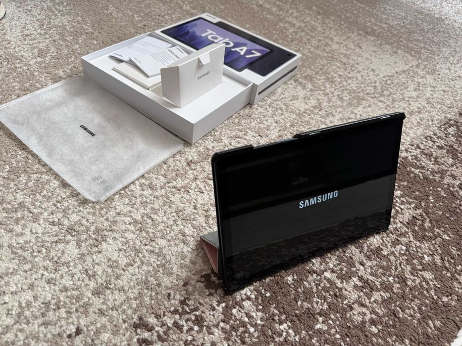 Tableta Samsung Galaxy Tab A7 in cutie si toate accesoriile originale