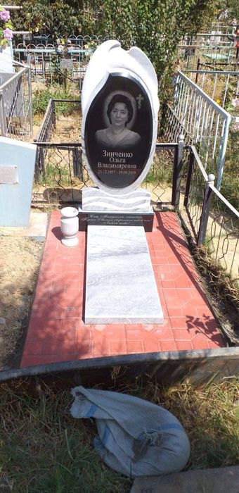 Памятники от цеха производителя