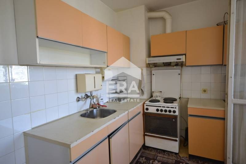 Продава се Тристаен апартамент в Хасково, Възраждане - 81 кв.м за 926 €/кв.м - Снимка #6