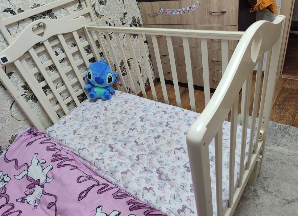 Кроватка детская