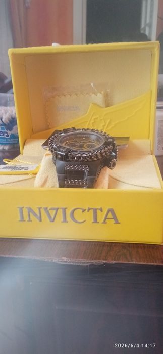 Наручные часы INVICTA