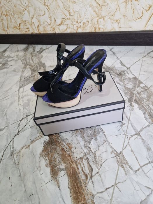 Любая пара туфель  за 500 тг