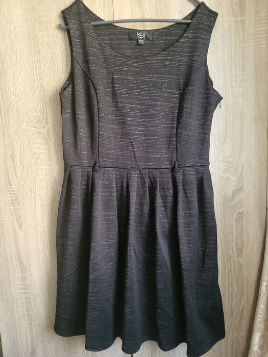 Два броя елегантни рокли