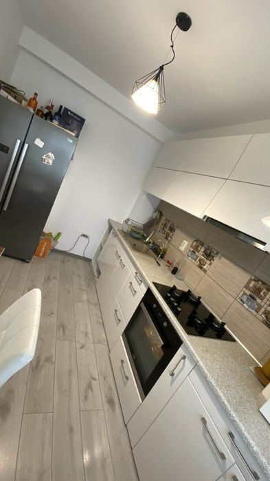 Casa mobilata cu curte de inchiriat