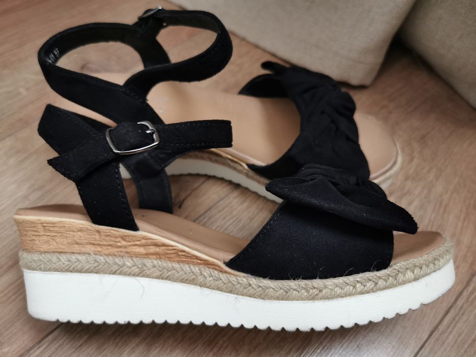 Sandale platforma negre, marime 37