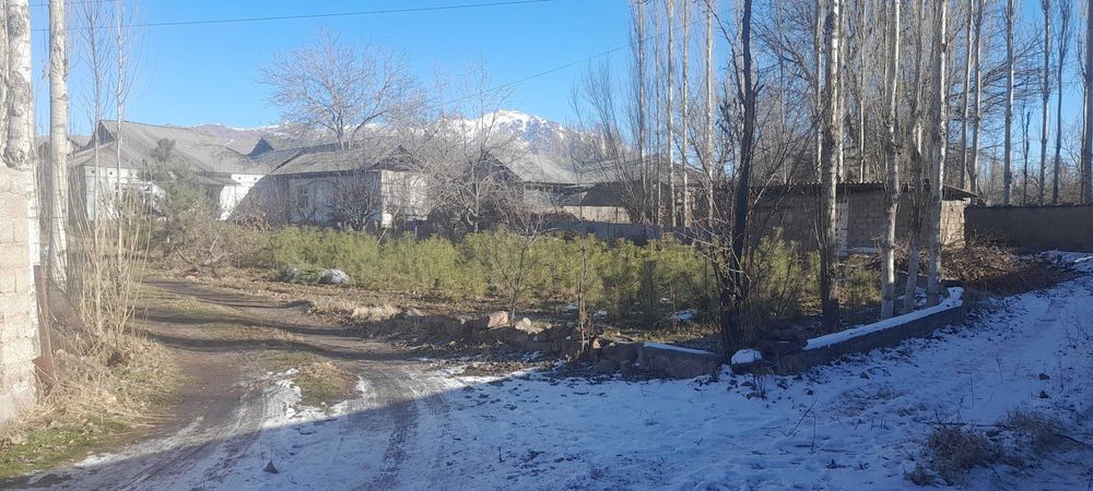 Angren xovli uy Kok-terak-59 teplosetdan 500 metr