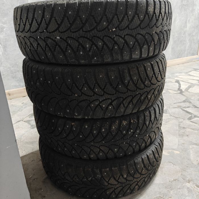 R16 205/60 Комплект зимней шипованной резины