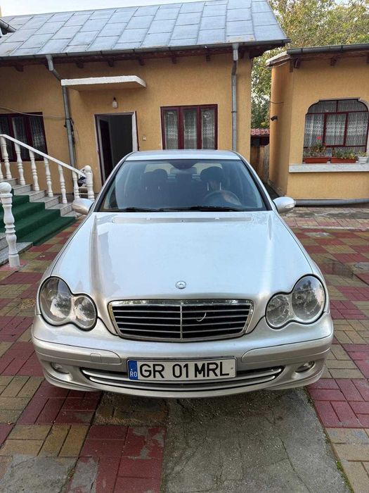 MERCEDES-BENZ C-Class 2005 — imagine 2