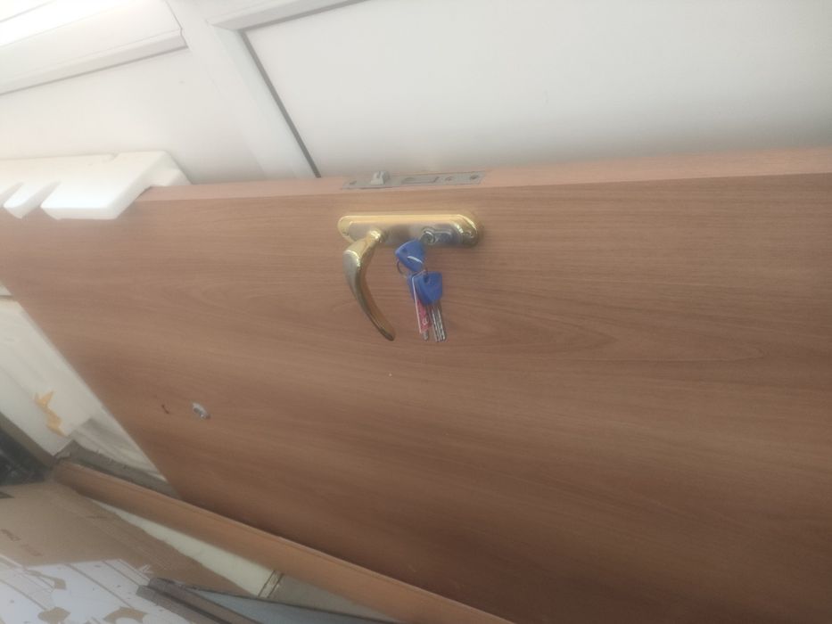 Двери из ДВП от застройщика