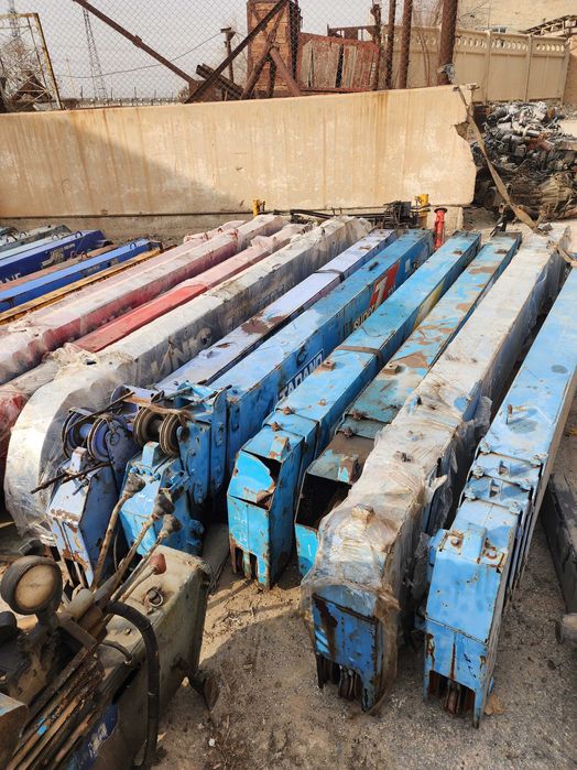 Тадано Манипулятор сотилади