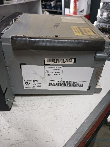 Cd Player Auto Skoda Octavia (1U2) [ 1996 - 2010 ] Oem 1Z0035161A