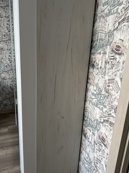 Продам шкаф 4 дверный