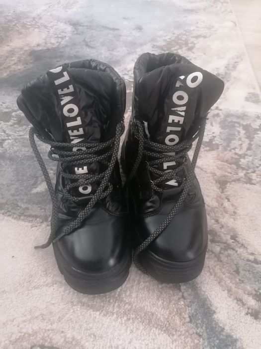 Дамски скецове на Puma