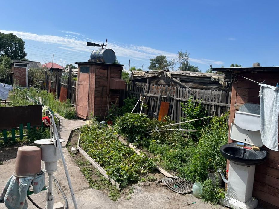 Продам дом. Район Сроства