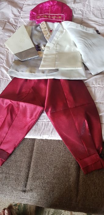 Ханбок на мальчика.