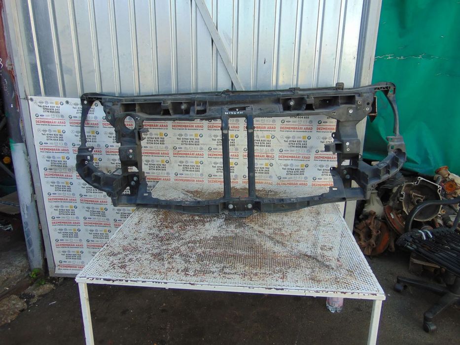 Trager Nissan Nv400 tregher fata panou calandru frontal nissan nv400 2011-2020