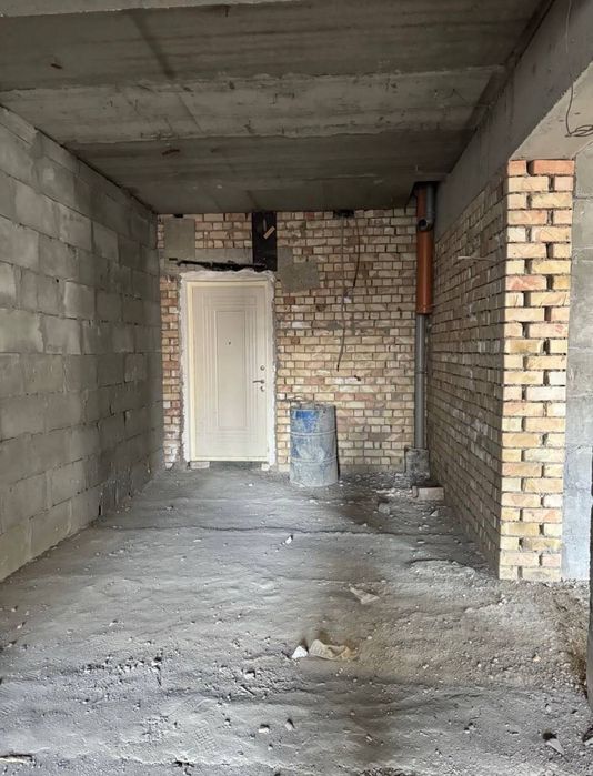 Oq Saroy Продается 3 комнатная квартира коробка Паркентский Макро