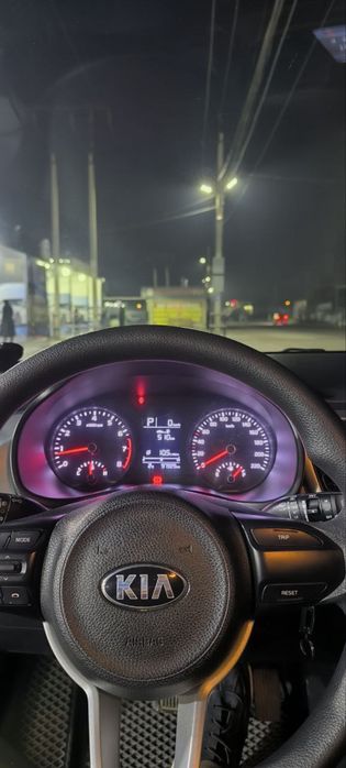 Kia Rio sotiladi