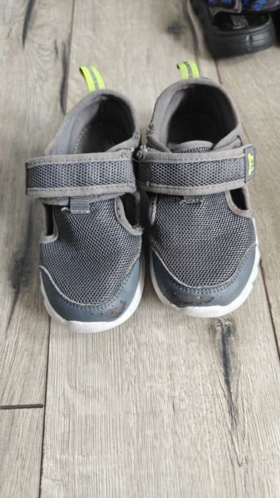 Сандали и кроссовки летние, 26р, для двора