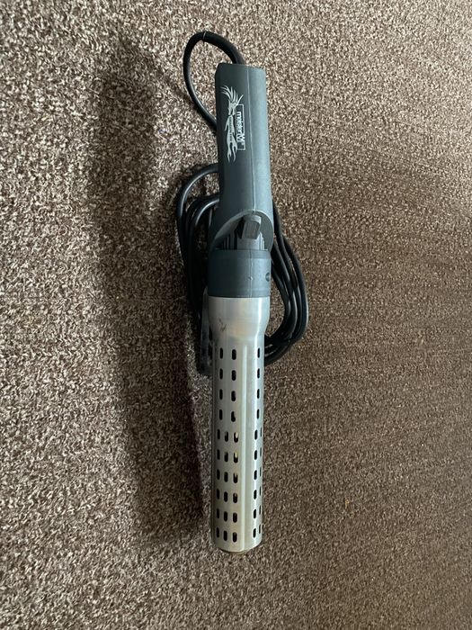 Vand aprinzator electric carbuni