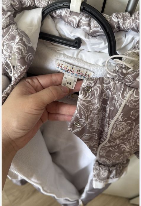 Продам комбинезон-трансформер для девочки